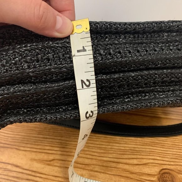 Woven Style Wood Handle Bag With Strap Black - Picture 8 of 9